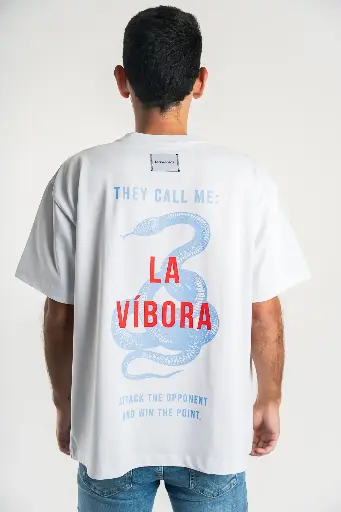 Franela Oversized manga corta cuello redondo "La Víbora"